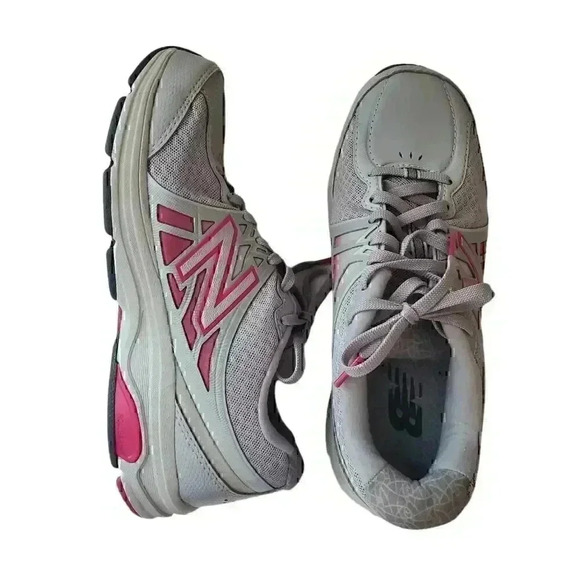 New Balance Women’s 847v2 Running Shoe Size 7.5 - Picture 6 of 10